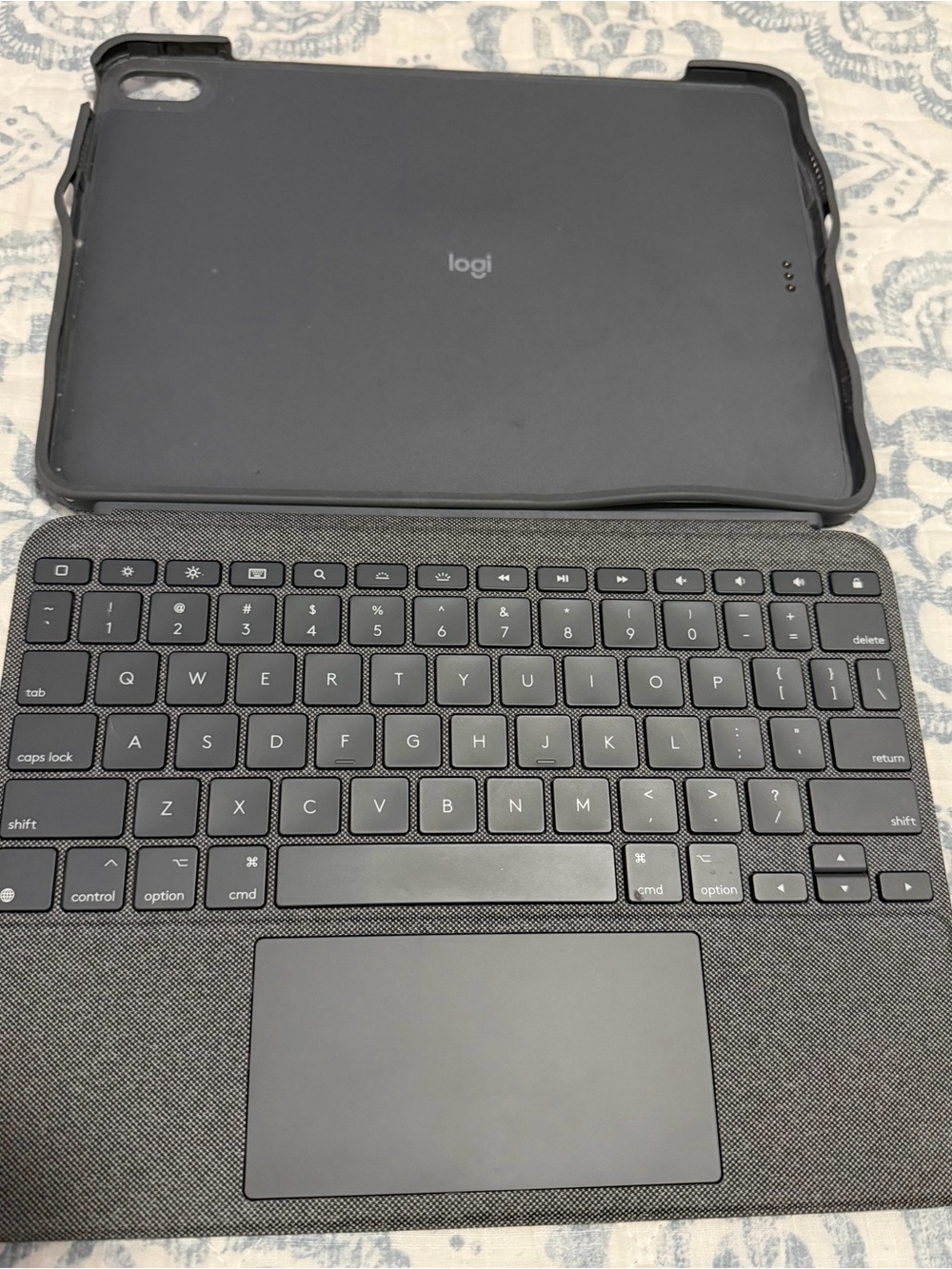 Logitech Folio keyboard for iPad Air
